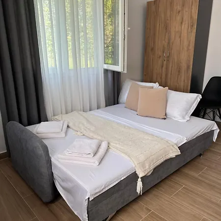 Apartament Lexhulo Room's