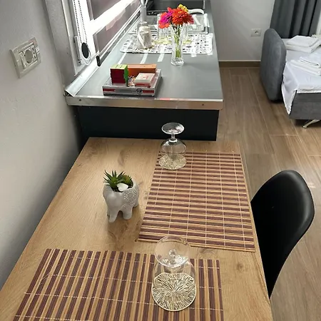 Lexhulo Room's Lägenhet *